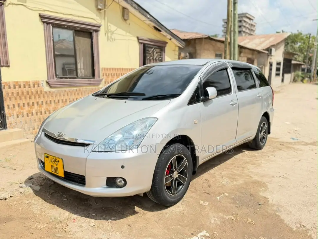 Toyota Wish 2010 Silver