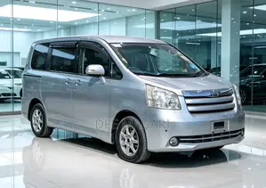 Toyota Noah 2008 Silver