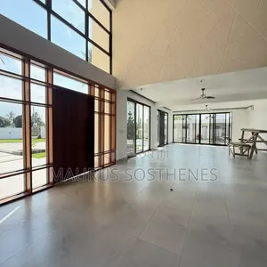 4bdrm Bungalow in Bahari Beach, Kunduchi for sale