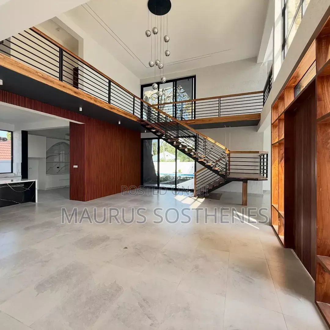 4bdrm Bungalow in Bahari Beach, Kunduchi for sale