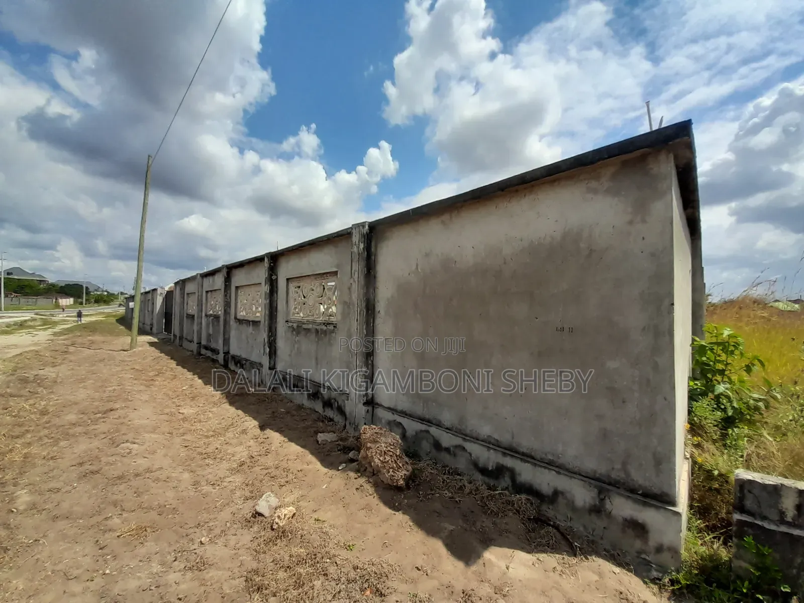 Kiwanja Kinauzwa Kigamboni Kibada