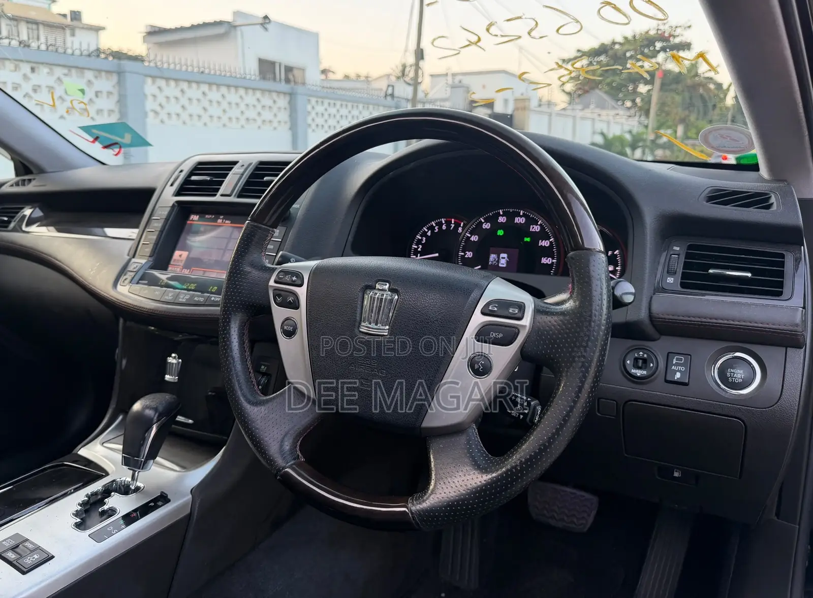 Toyota Crown 2010 Black