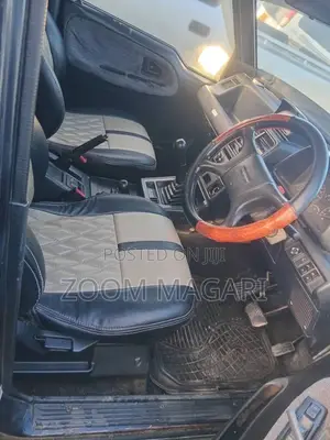 Suzuki Escudo 2002 Black