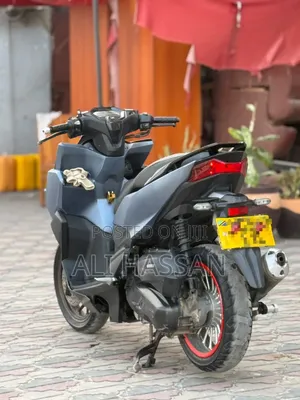 Honda Vario 2023 Gray
