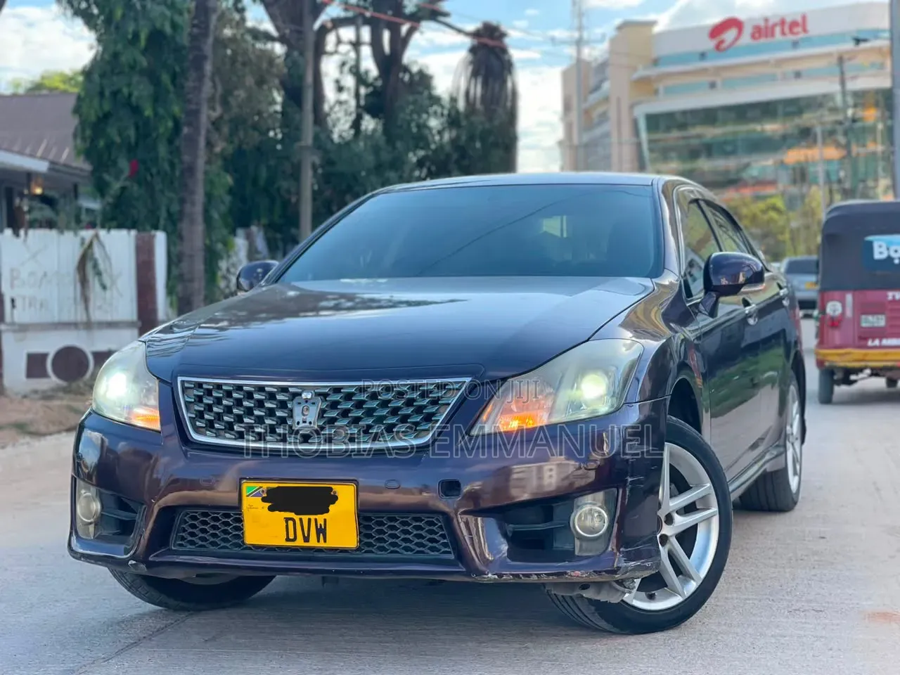 Toyota Crown 2010 Gray