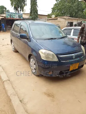 Toyota Raum 2003 Blue