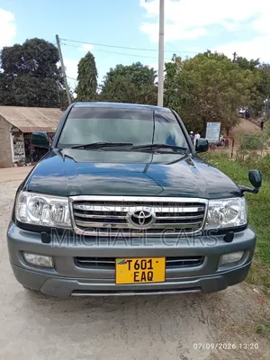 Toyota Land Cruiser 2002 Black