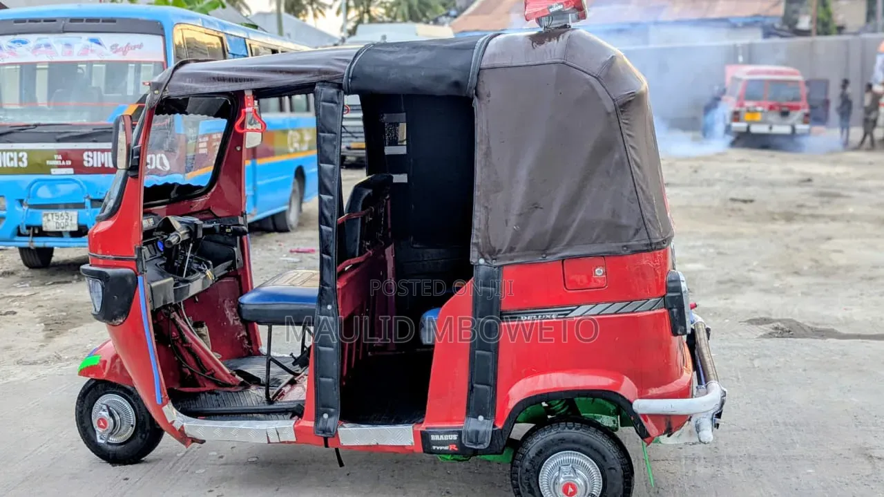 TVS King Deluxe Plus iTouch Start 2022 Red