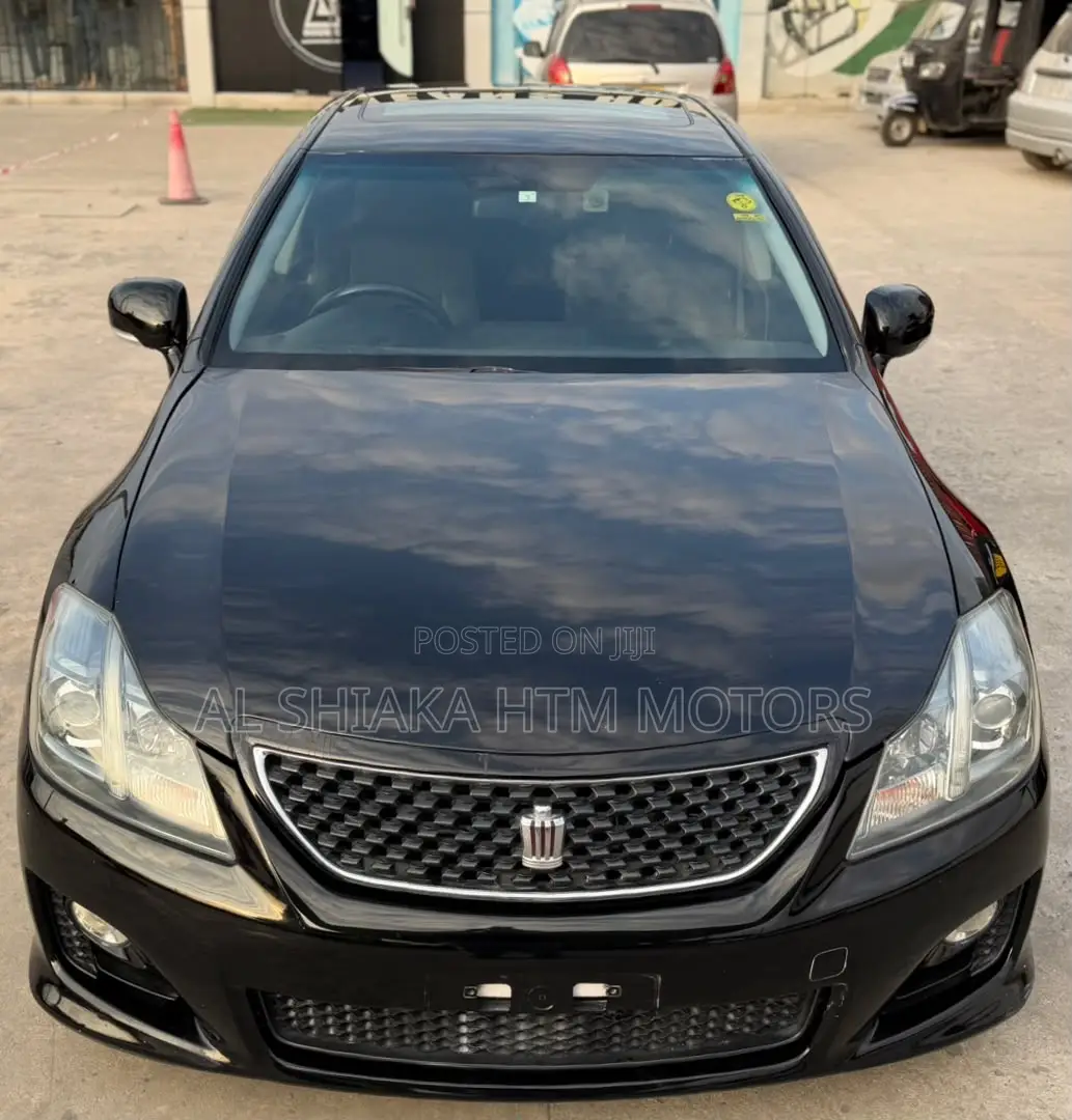 Toyota Crown 2009 Black