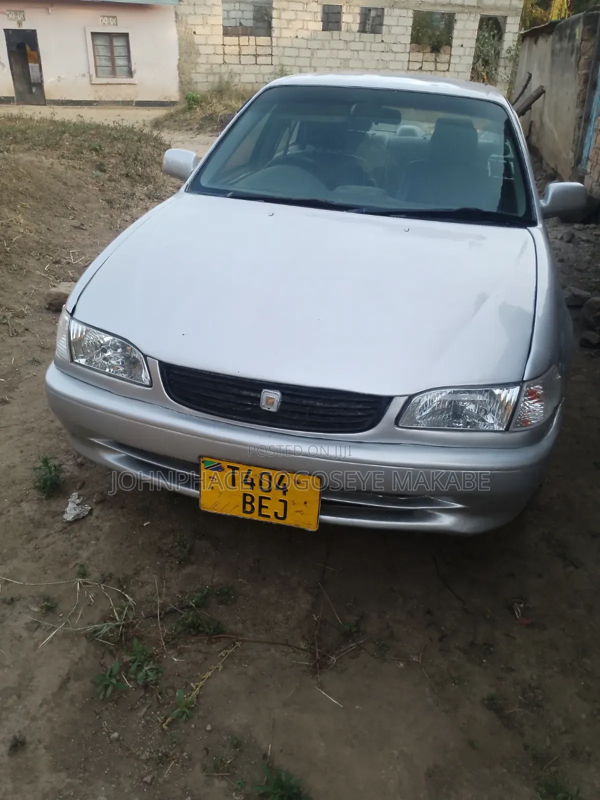 Toyota Corolla 2000 Silver