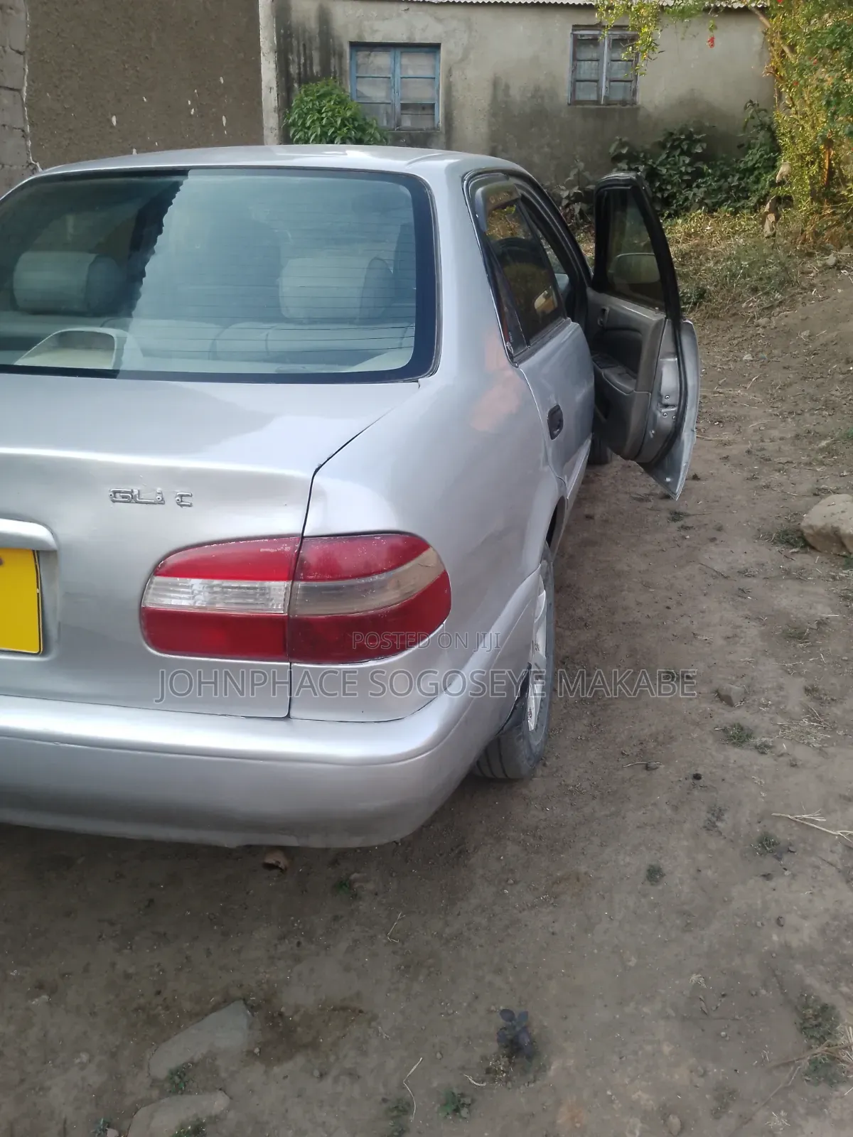 Toyota Corolla 2000 Silver