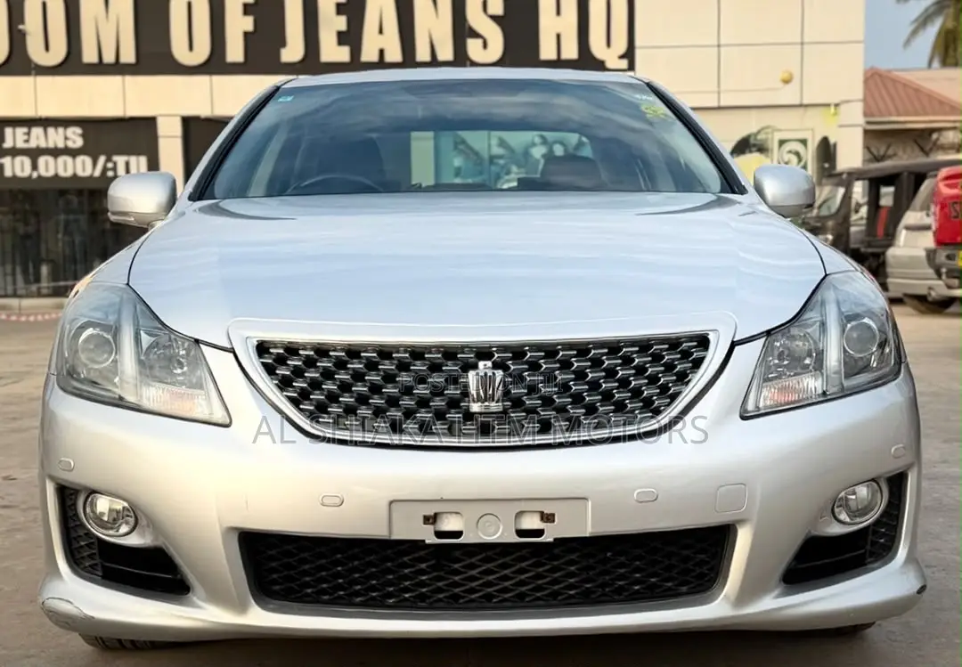 Toyota Crown 2008 Silver