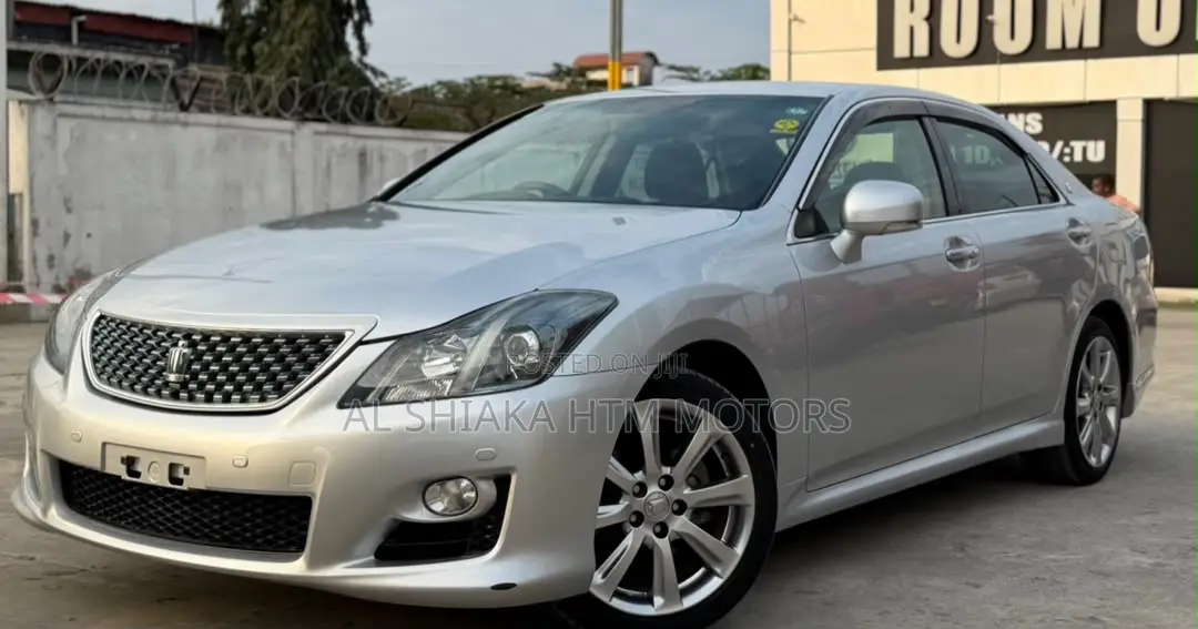 Toyota Crown 2008 Silver