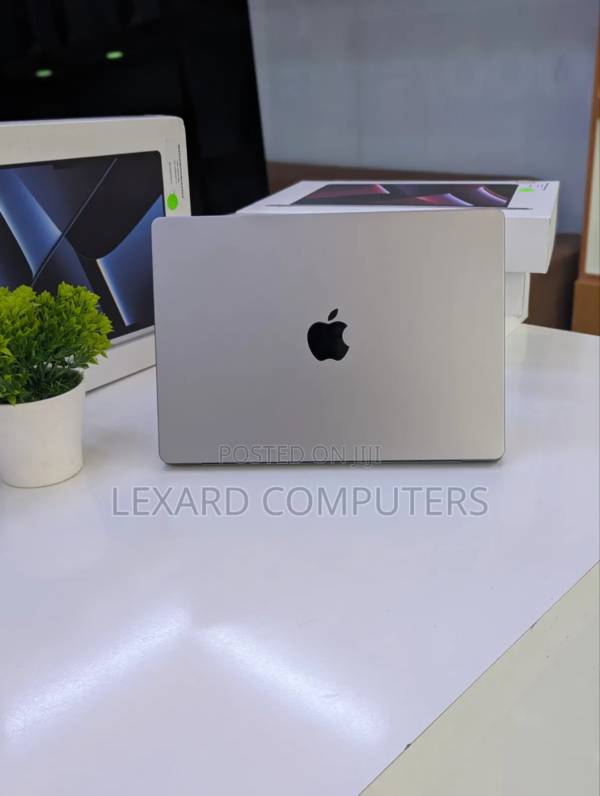 Laptop Apple MacBook Pro 2023 M2 16GB Intel Core M2 SSD 1T