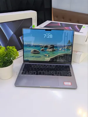 Laptop Apple MacBook Pro 2023 M2 16GB Intel Core M2 SSD 1T
