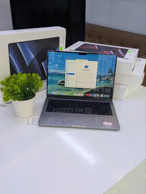 Laptop Apple MacBook Pro 2023 M2 16GB Intel Core M2 SSD 1T