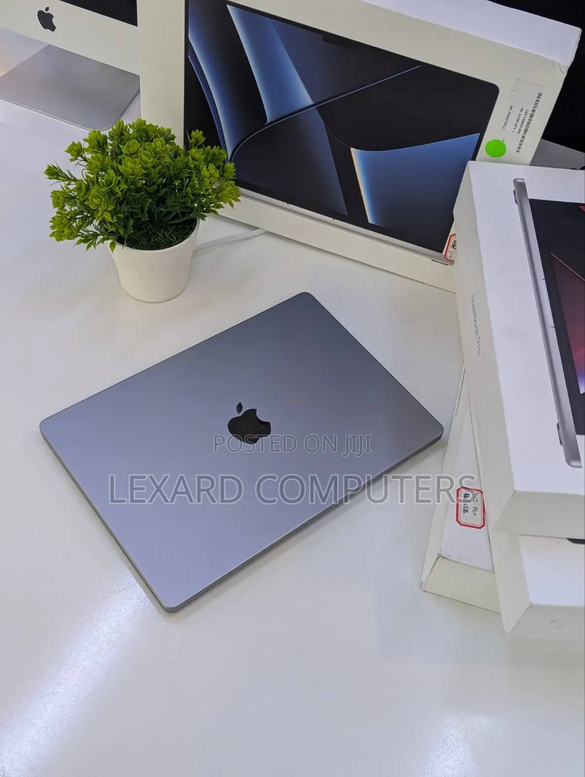 Laptop Apple MacBook Pro 2023 M2 16GB Intel Core M2 SSD 1T
