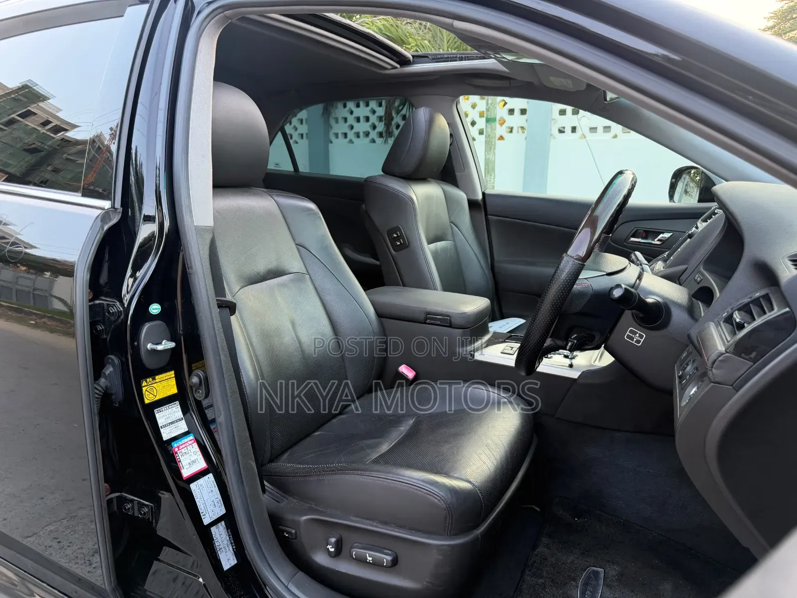 Toyota Crown 2010 Black