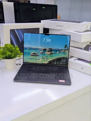 Laptop Apple MacBook Pro 2023 M3 Pro 18GB Apple M3 Pro SSD 1T