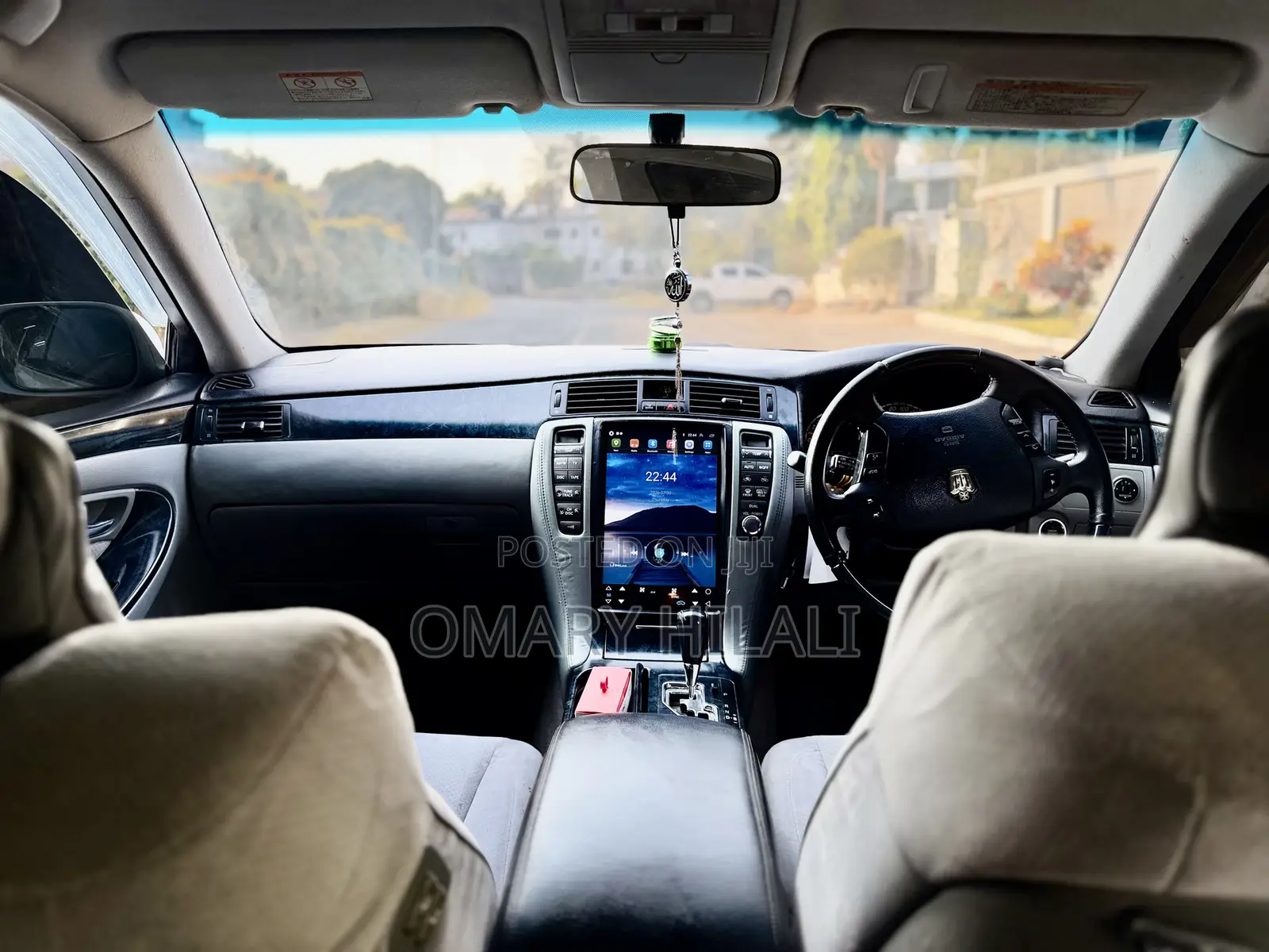 Toyota Crown 2006 Pearl