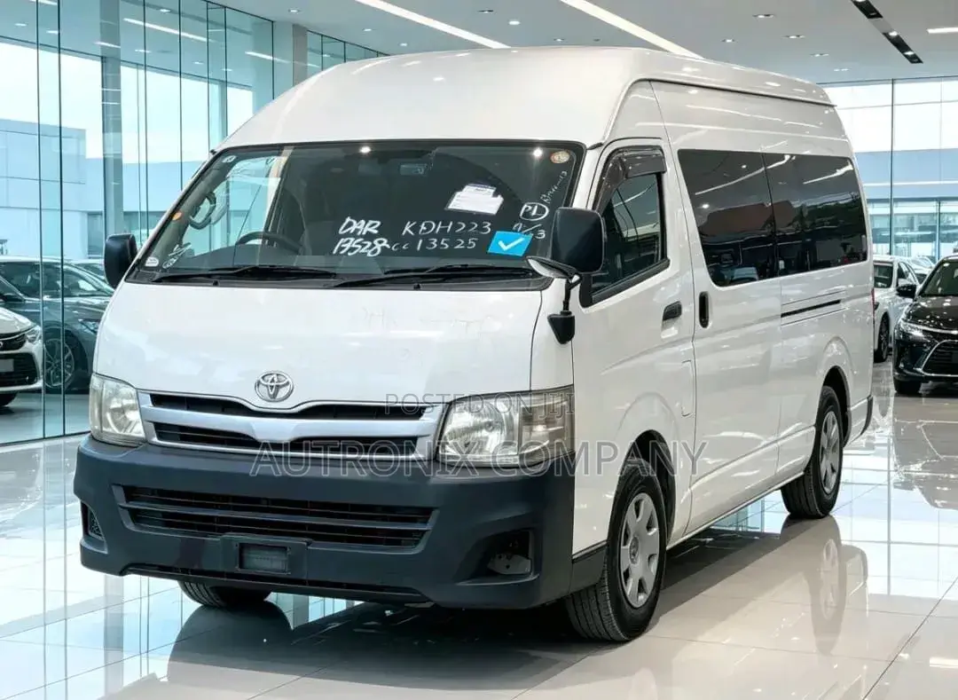 Toyota Quantum 2012