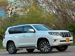 Toyota Land Cruiser 2018 White