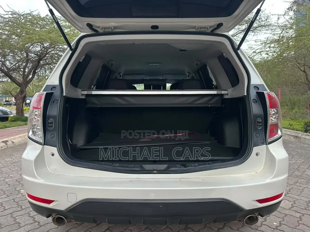 Subaru Forester 2009 White