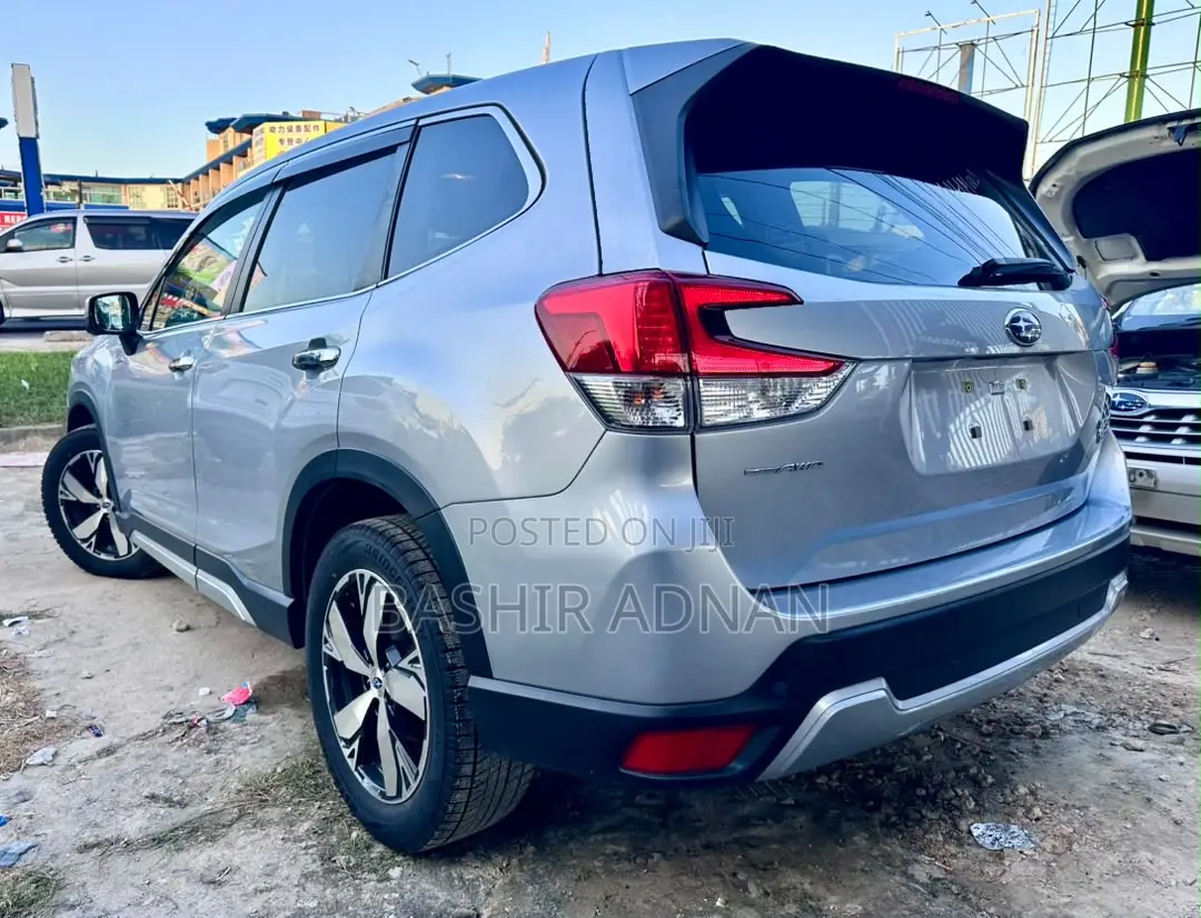 Subaru Forester 2020 Gray