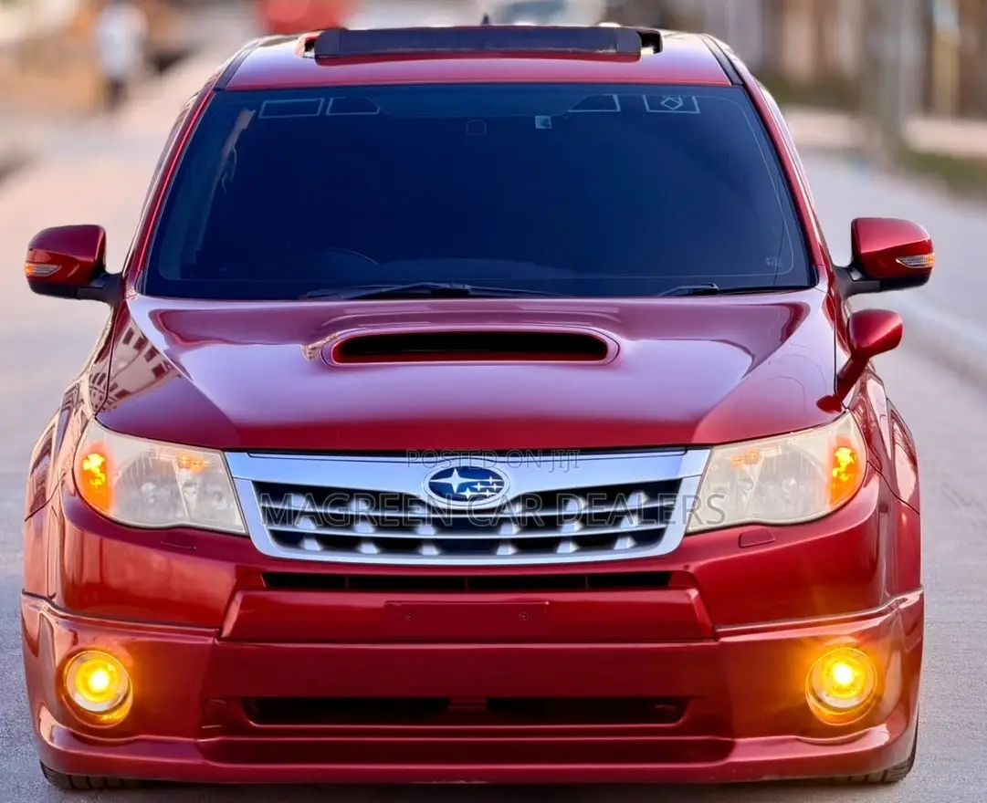 Subaru Forester 2013 Maroon