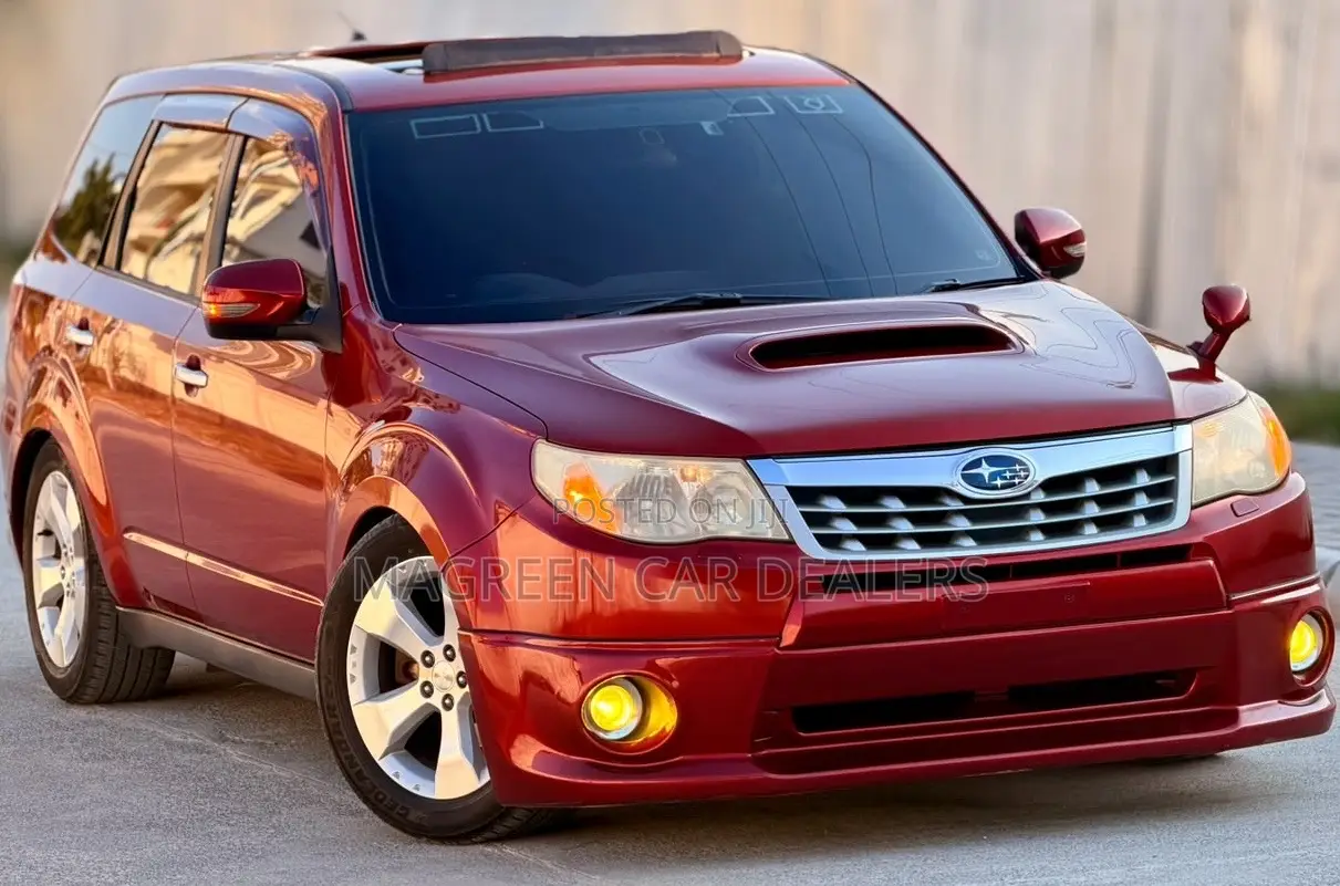 Subaru Forester 2013 Maroon