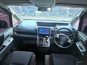 Toyota Noah 2008 Gray
