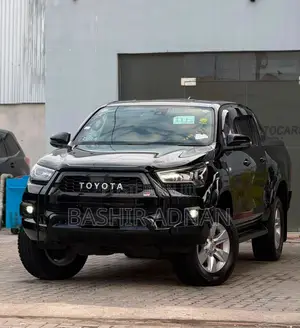 Toyota Hilux Revo Double Cab Deisel 2.4 RWD 2022 Matt Black