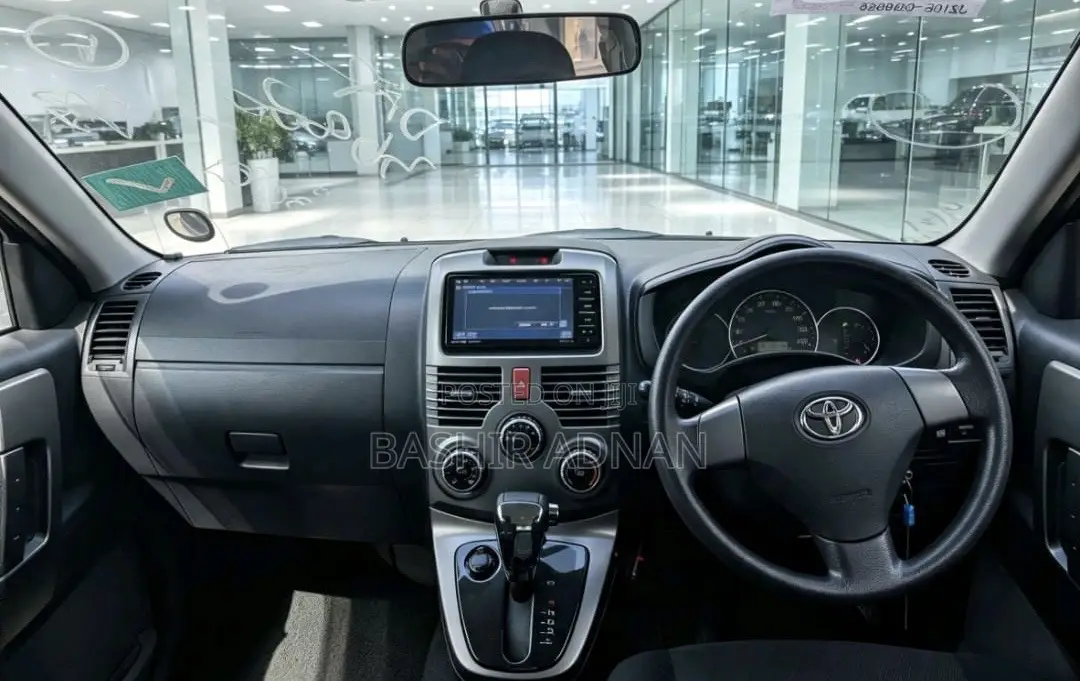 Toyota Rush 2011 Black