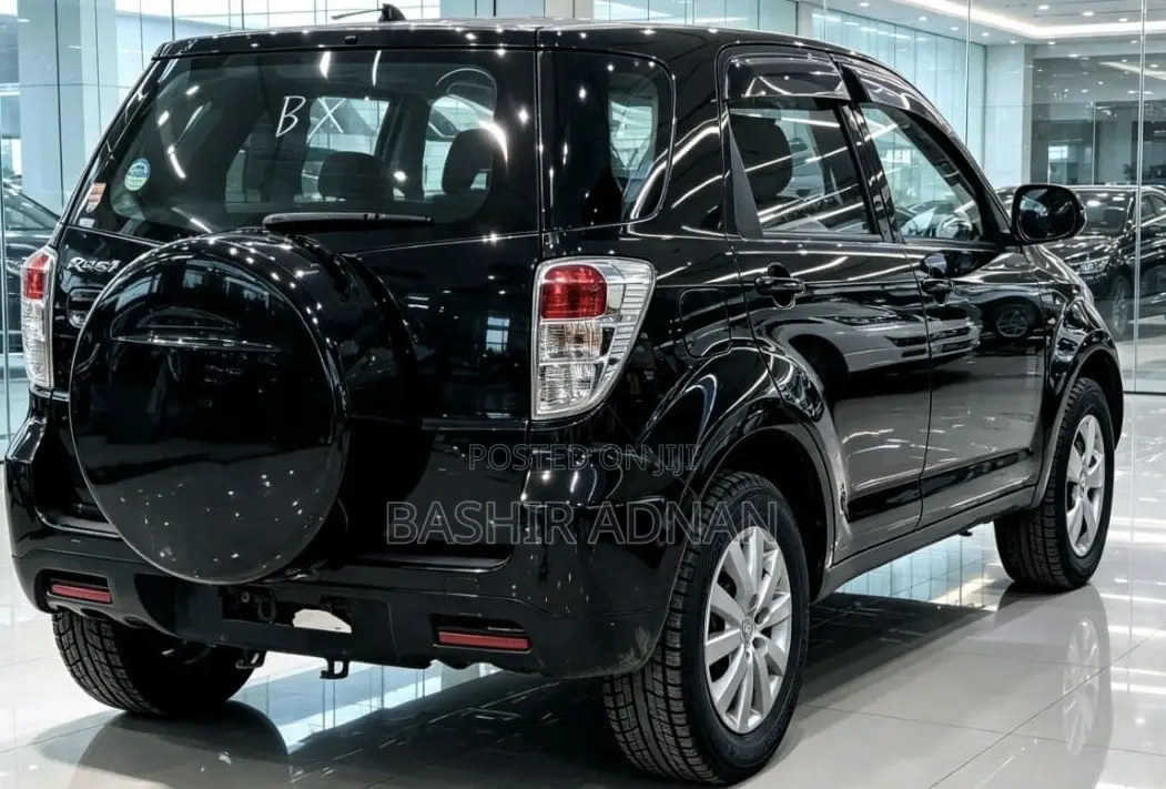 Toyota Rush 2011 Black