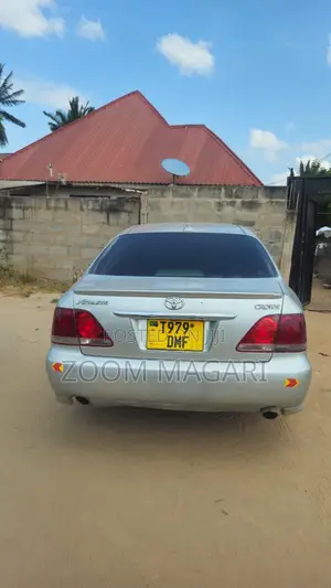 Toyota Crown 2004 Silver