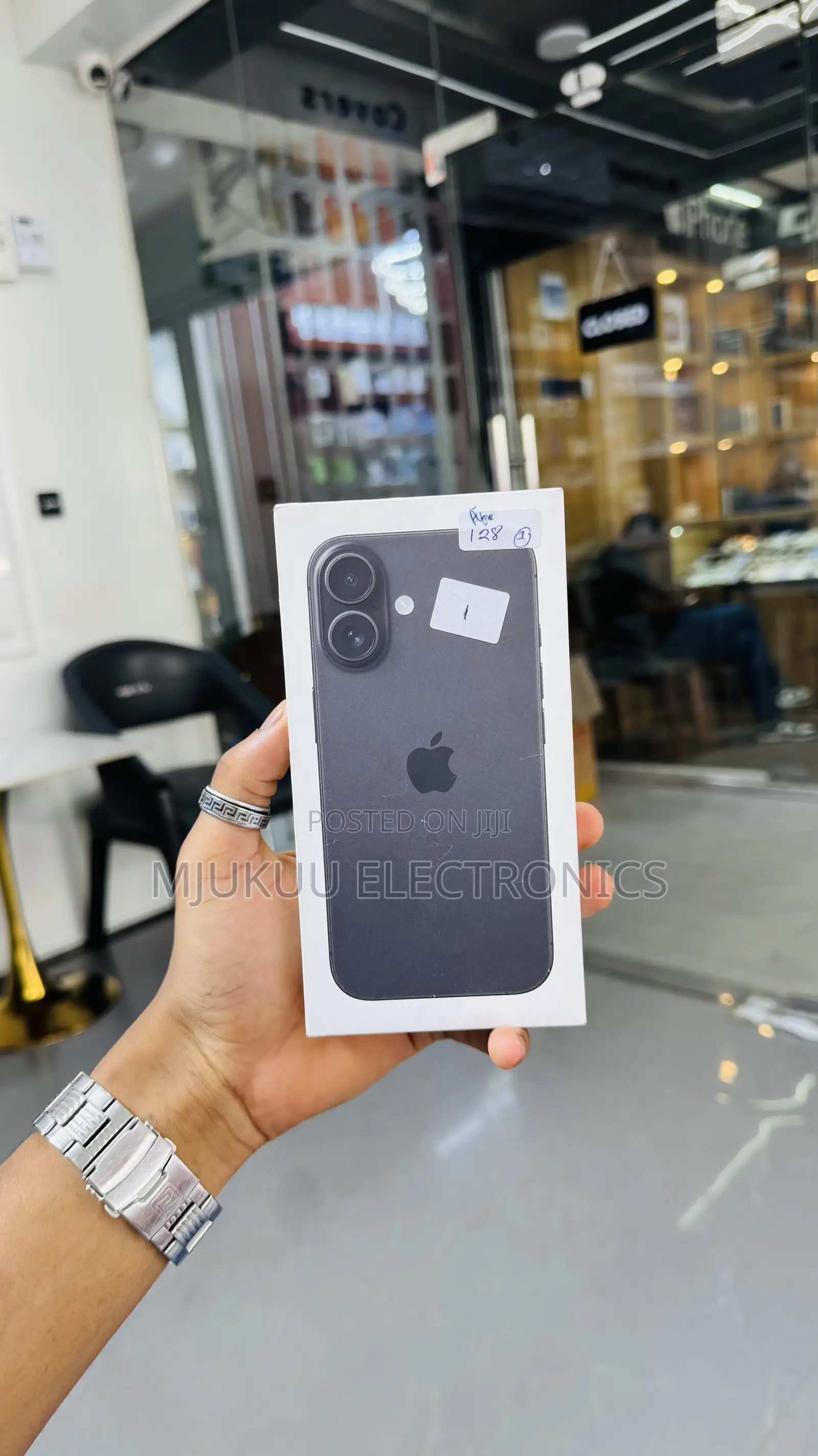 New Apple iPhone 16 128 GB