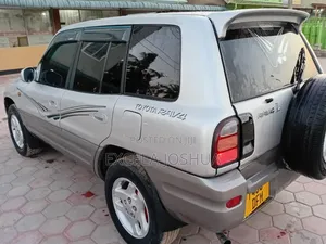 Toyota RAV4 1999