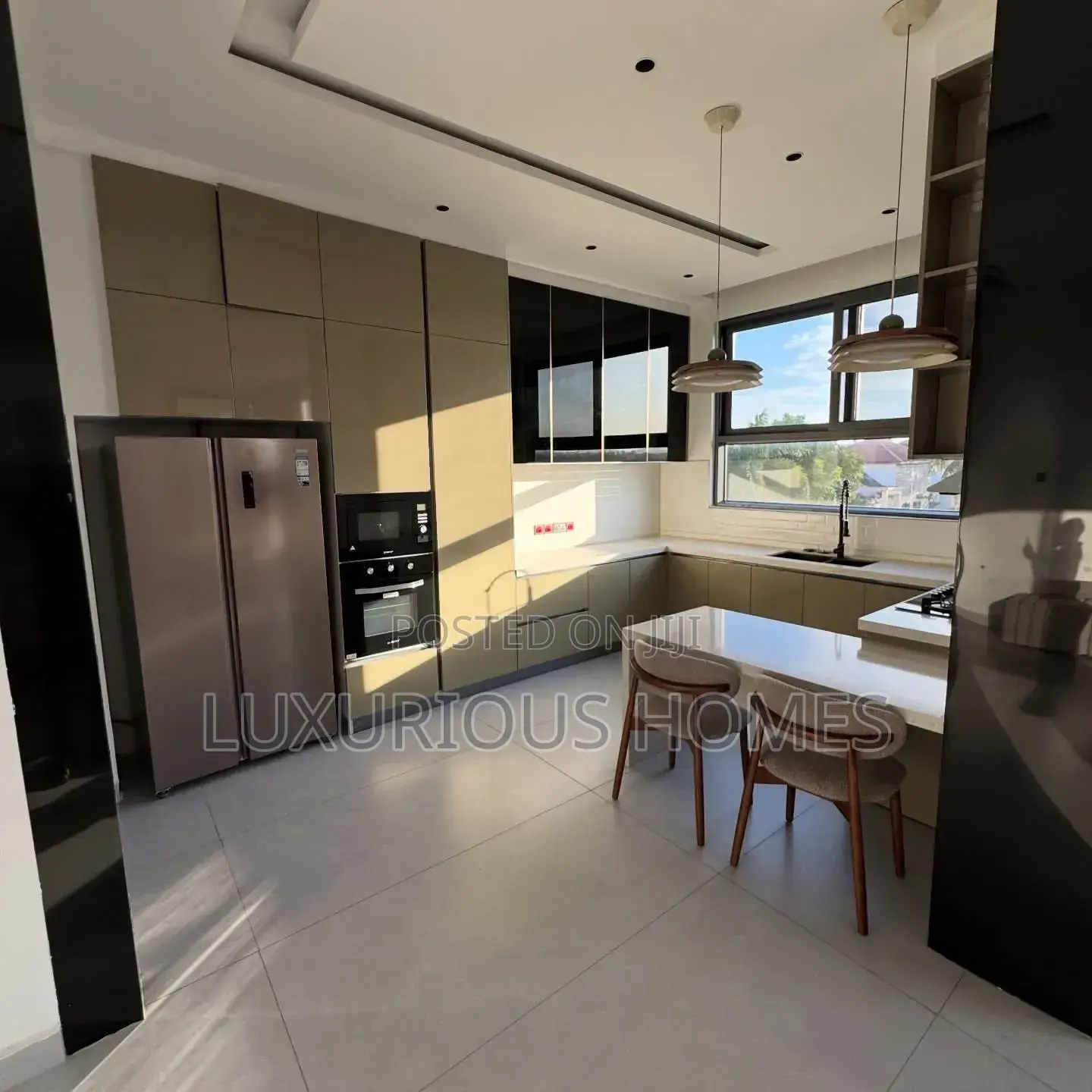 3bdrm Apartment in Mbezibeach for rent