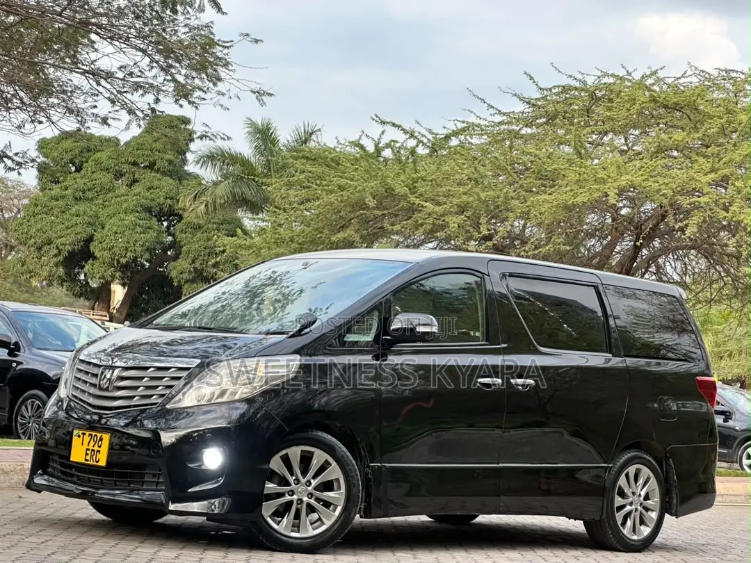 Toyota Alphard 2010 Black