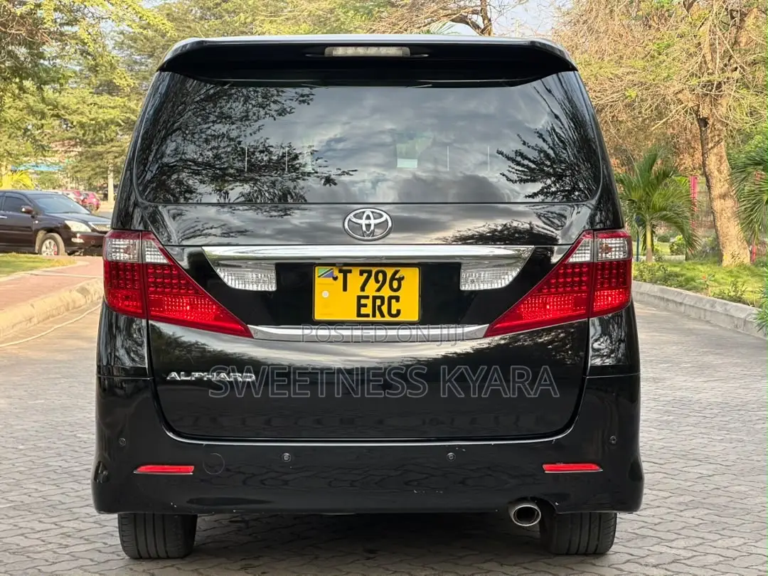 Toyota Alphard 2010 Black