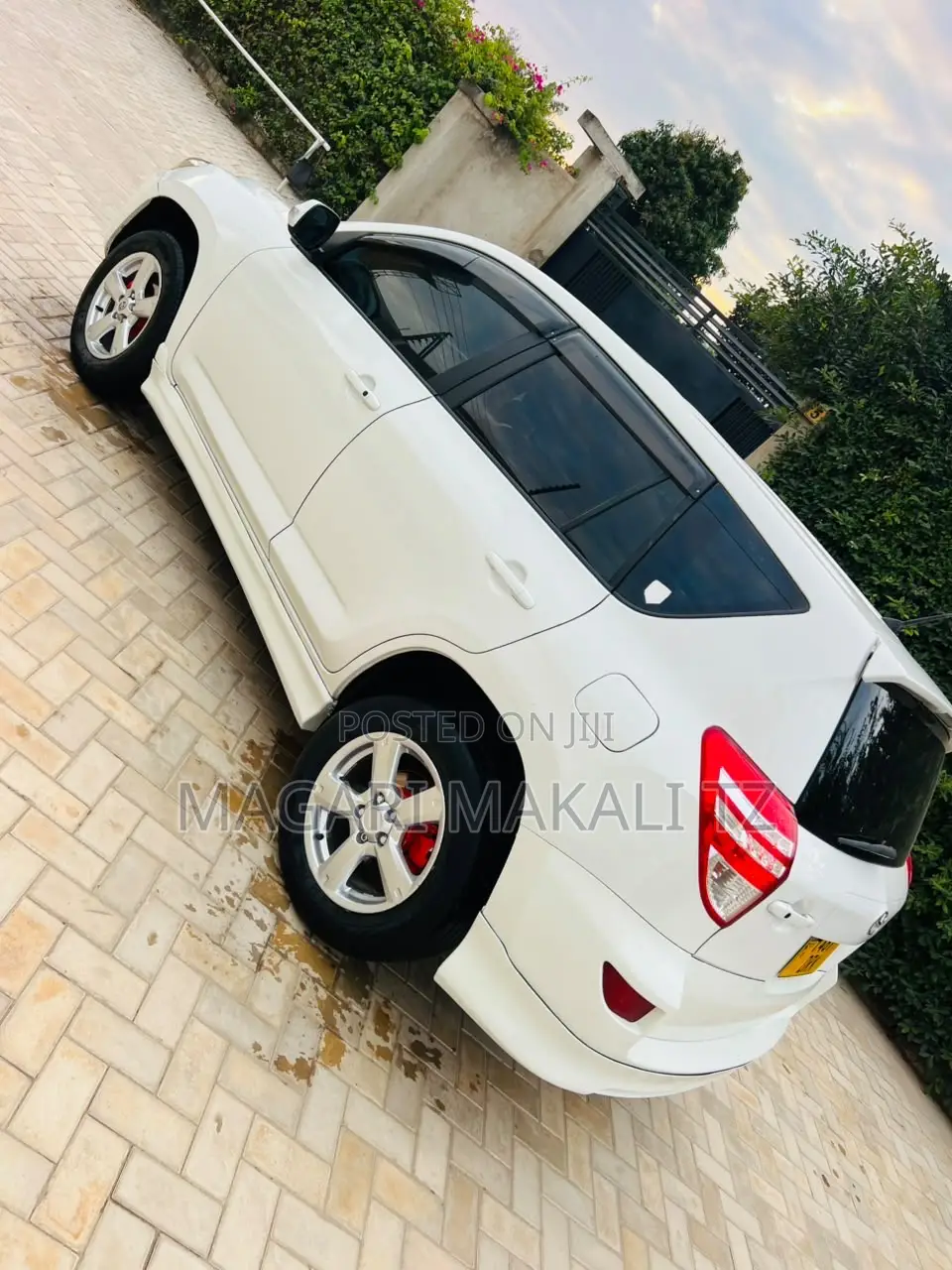 Toyota RAV4 2.5 4x4 2010 White