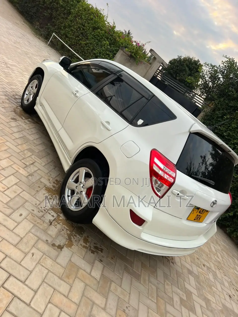 Toyota RAV4 2.5 4x4 2010 White