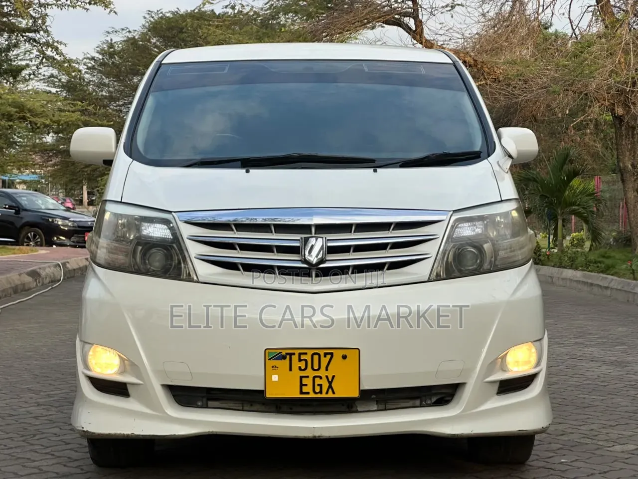 Toyota Alphard 2007 White