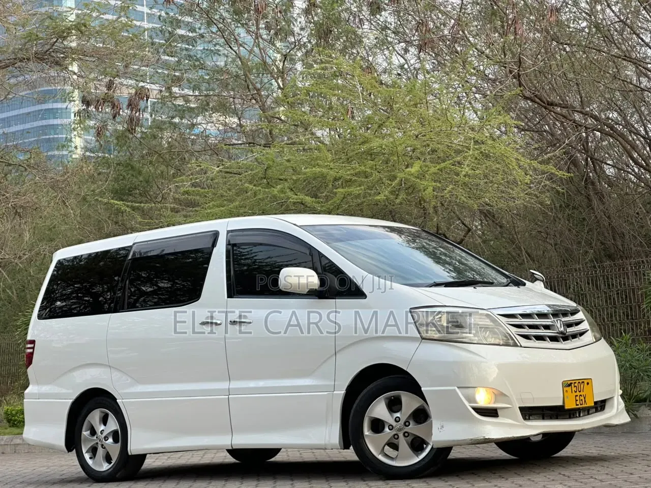 Toyota Alphard 2007 White