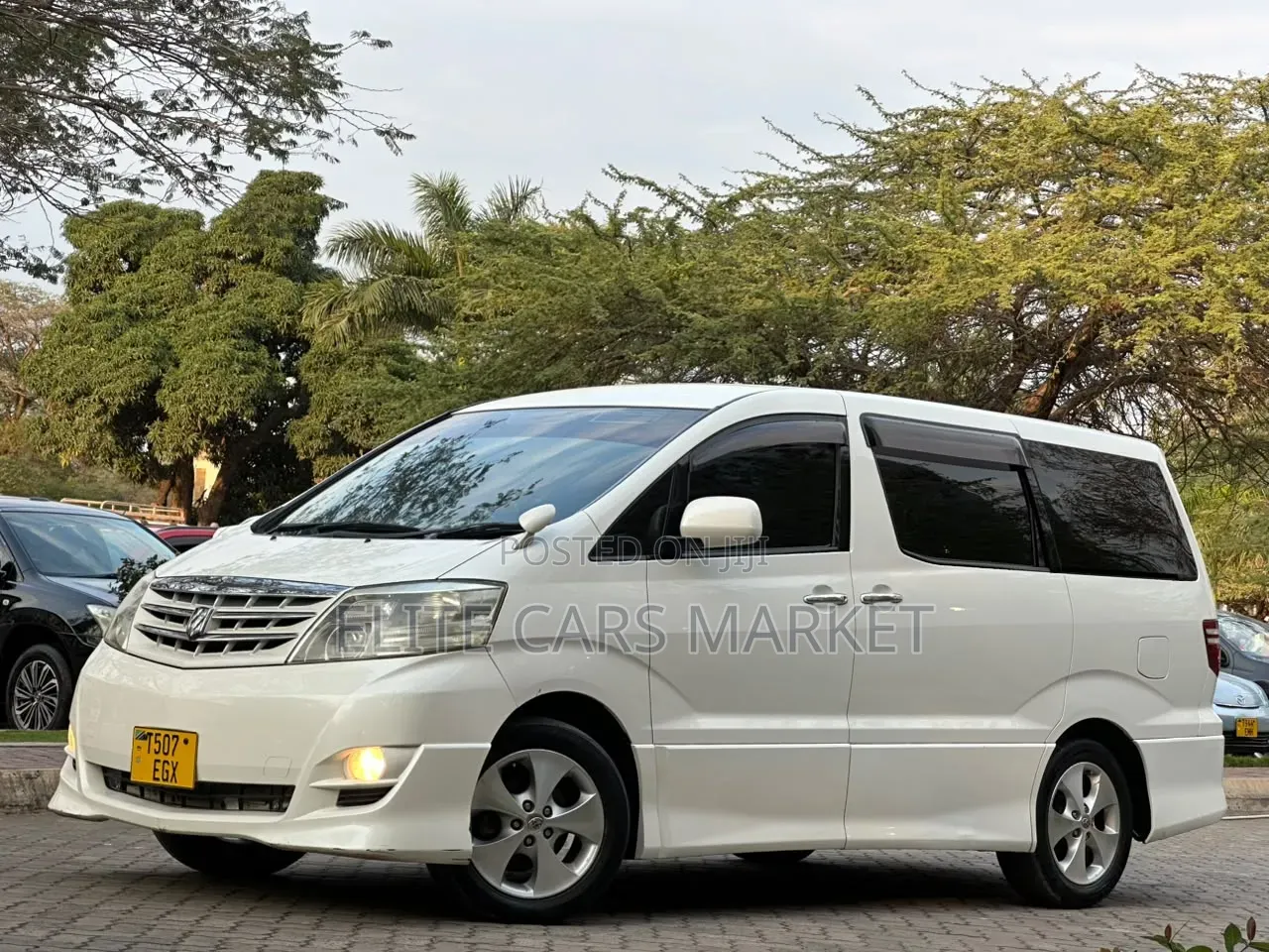 Toyota Alphard 2007 White