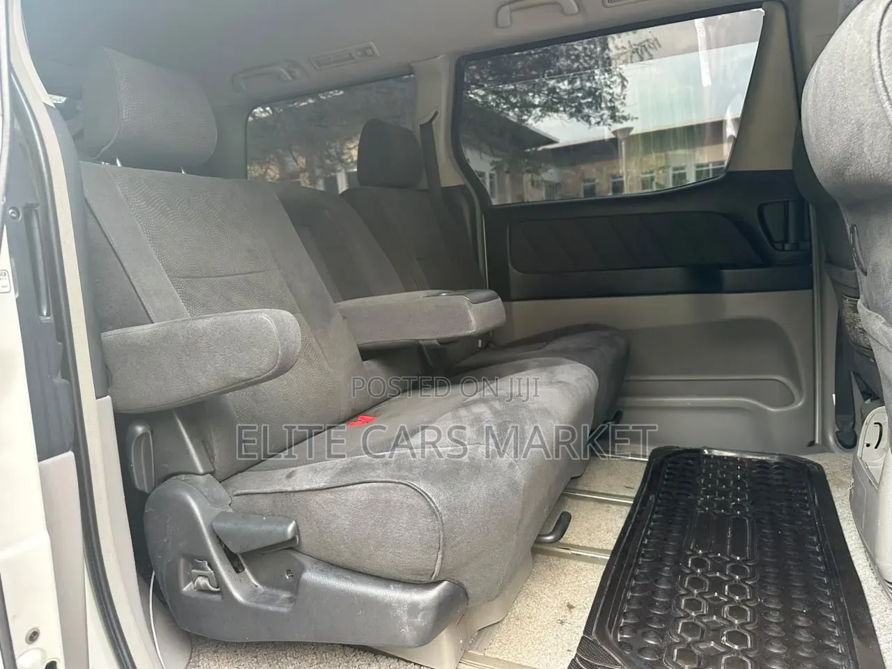 Toyota Alphard 2007 White