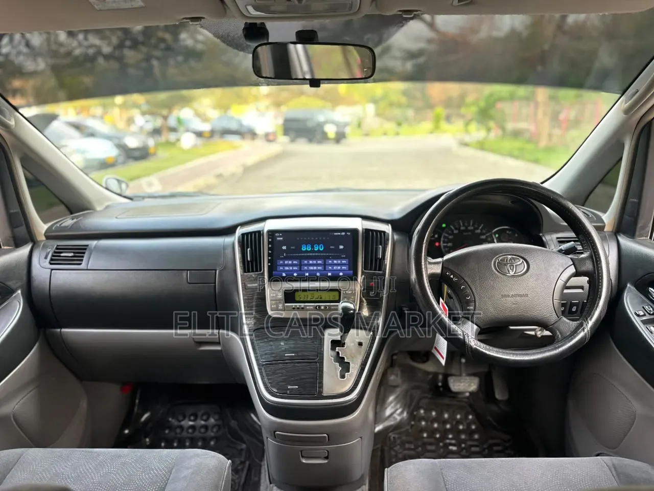 Toyota Alphard 2007 White