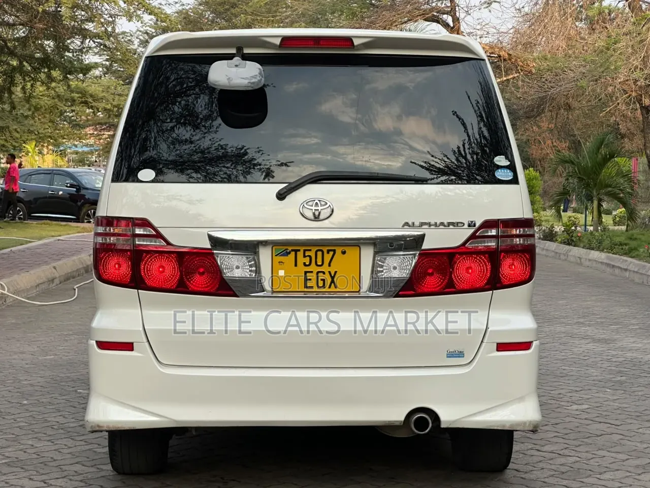 Toyota Alphard 2007 White