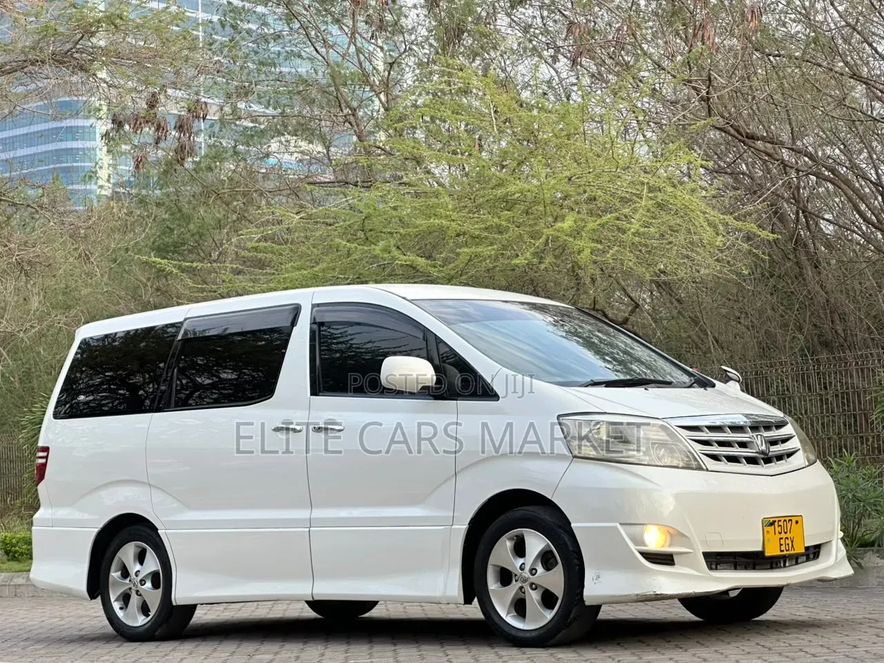 Toyota Alphard 2007 White