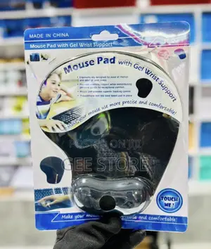 Mouse Pad With Gel Wrist Support